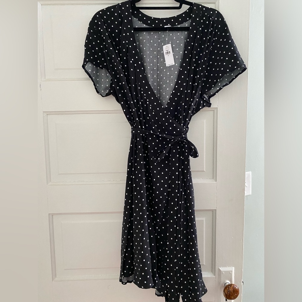 Old navy wrap dress